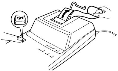 SHARP EL-2607P/2607PG - SOSTITUZIONE DEL ROTOLO DI CARTA - 1