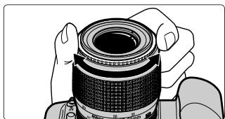 FUJIFILM S1 PRO - Lorsque M (mise au point manuelle) est sélectionné - 2