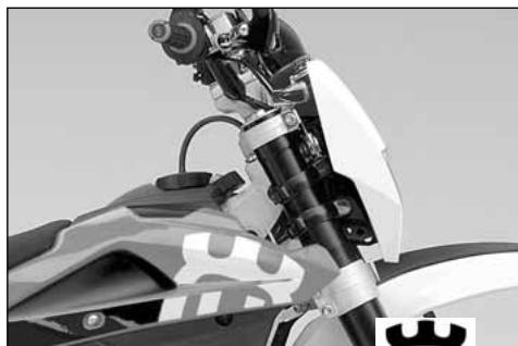 HUSQVARNA HVA WR 300 2010 - Rémontage de la roue avant - 4
