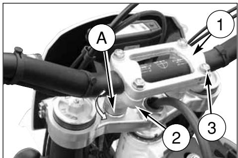 HUSQVARNA HVA WR 300 2010 - LENKER POSITION UND HOHE HändERN - 1