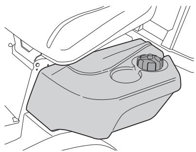HUSQVARNA RIDER 16C - Remplissage de carburant - 1