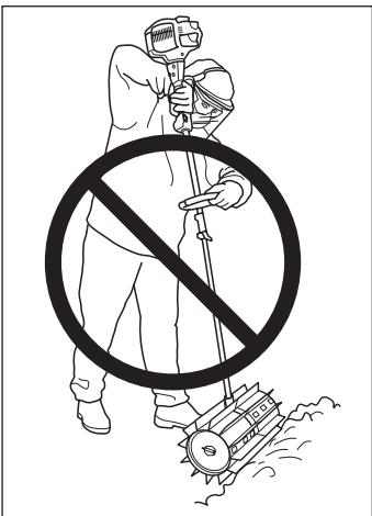 HUSQVARNA SR 600 ACCESSOIRE DE BALAYEUSE - WARNING! - 5