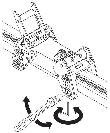 HUSQVARNA WS 460 - Adjusting the lower rollers - 1