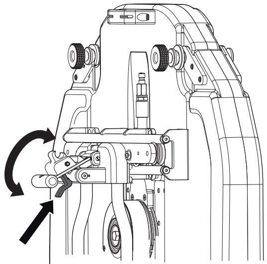 HUSQVARNA WS440 HF - Fit the blade guard - 5