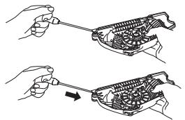 HUSQVARNA 562 XPG - Austausch einer gebrochenen Rückzug feder - 4