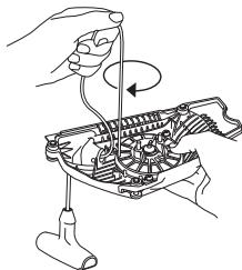 HUSQVARNA 562 XPG - De terugspringveer spannen - 1