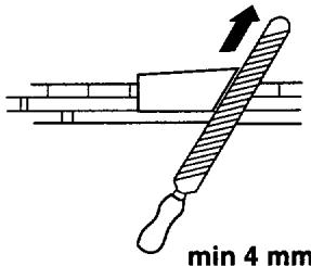 HUSQVARNA ELECTRIC 1400 - Négliger comme suit les paramètres d'affûtage augmente nettement le risque de rebond : - 7