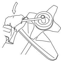 HUSQVARNA J-HANDLE KIT 125 L - Fitting the blade guard/combination guard, grass blade and grass cutter - 3