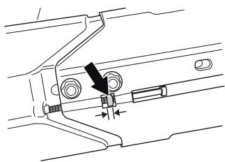 HUSQVARNA K 970 RESCUE - Contrôler la tension de la courroie d'entrainement - 1