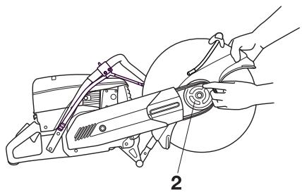 HUSQVARNA K1250 RAIL - Placer la courroie d'entraînement - 2