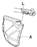 HUSQVARNA 129R - Montage de la protection de la tête et de la tête de désherbage - 2