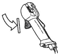 HUSQVARNA 129R - Kaasuliipaisimen varmistin - 2