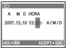 OLYMPUS C520 - c. Presione los botones △/□ y ▽ para seleccionar [M]. - 3