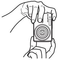 OLYMPUS X820 - a. Sujete la camarara. - 3