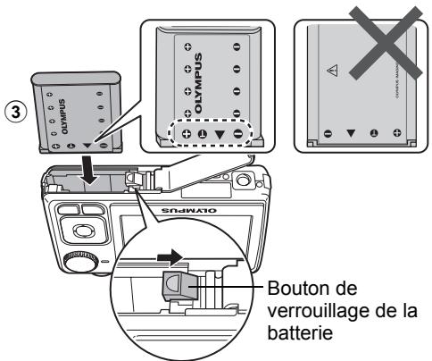OLYMPUS X820 - Insérez la batterie et une xd-picture card (en option). - 2