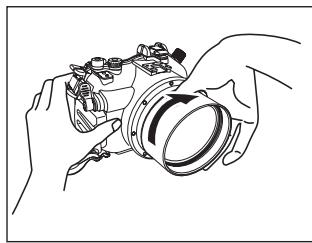 OLYMPUS PPO-E04 - 防水プロテクタへの取付け方 - 3