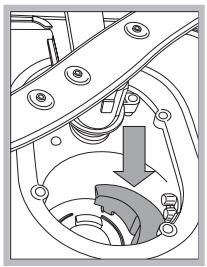 INDESIT DSG573,  DSG573NX,  DSG 573 - Cleaning the filters - 4