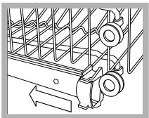 HOTPOINT LSFA 935 EU/HA - The height of the upper rack should ideally be adjusted WHEN THE RACK IS EMPTY. - 1