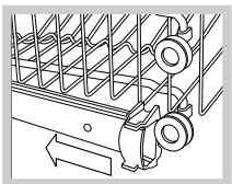 HOTPOINT LSFA 935 EU/HA - Ne jamais soulever ou abaisser le panier d'un seul côté. - 1