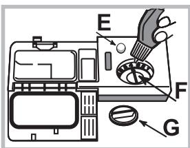 HOTPOINT LSFF 9M114 C EU - Charger le produit de rinçage - 1