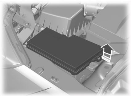 FORD B-MAX - Emplacement des BOITES à fusibles - 1