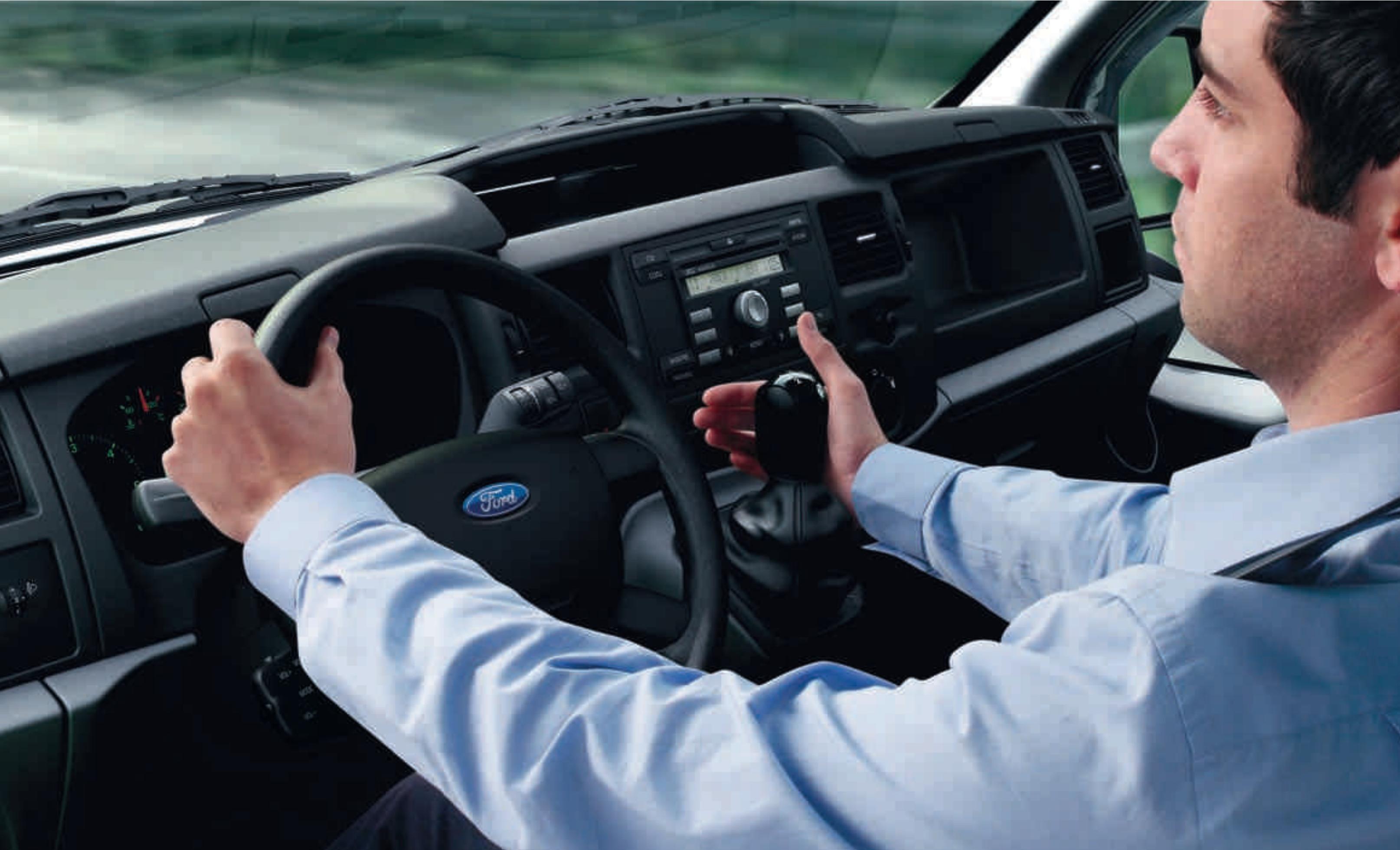 FORD TOURNEO - Ford transit transport de personnes - 2