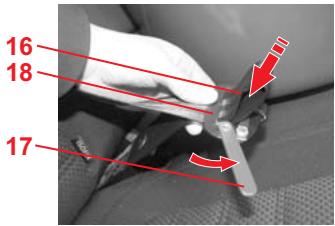 BRITAX BABY-SAFE SLEEPER - Serrez la nacelle pour bébé dans le véhicule. - 5