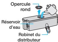 SAMSUNG RT561EBSM - Positionnez le réservoir d'eau de façon stable en tenant compte de la forme étendue de la bouche d'eau, et remplissez-le. - 1