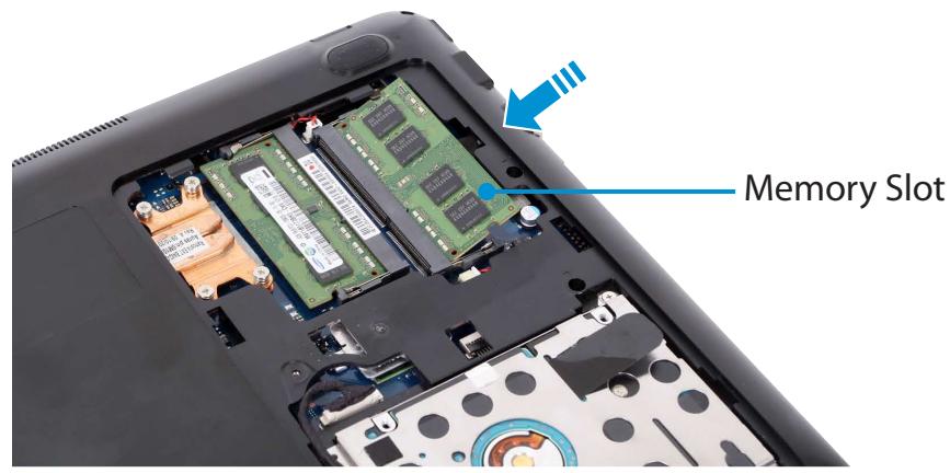 SAMSUNG NP510R5E - Adding or Replacing Memory Modules - 4