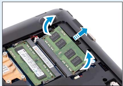 SAMSUNG NP510R5E - Removing a memory module - 1