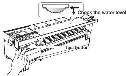 SAMSUNG RF23HCEDBSR - Using the ice Dispenser - 2