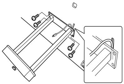 YAMAHA CLP-295GP - Install the pedal box. - 2