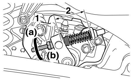 YAMAHA MAJESTY 400 - Adjusting the rear brake lock lever cable - 1