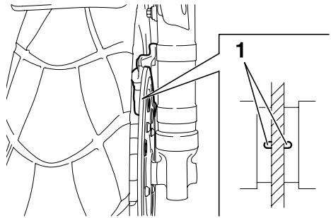 YAMAHA MT-03 - Checking the front and rear brake pads - 1
