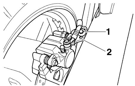 YAMAHA TDM900 - To adjust the drive chain slack - 1
