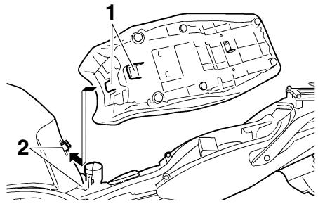 YAMAHA TDM900 - To install the seat - 1