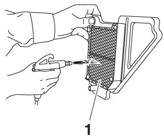 YAMAHA YBR125 - Cleaning the air filter element - 3