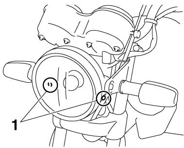 YAMAHA YBR125 - Replacing the auxiliary light bulb - 1