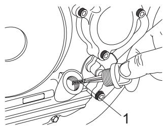 YAMAHA YBR250 - To change the engine oil (with or without oil filter element replacement) - 1