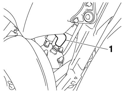 YAMAHA YZ85 - To remove the spark plug - 1