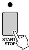 YAMAHA ARIUS YDP-V240 - Drucken Sie die [START/STOP]-Taste. Die Song-Wiedergabe beginnnt - 7
