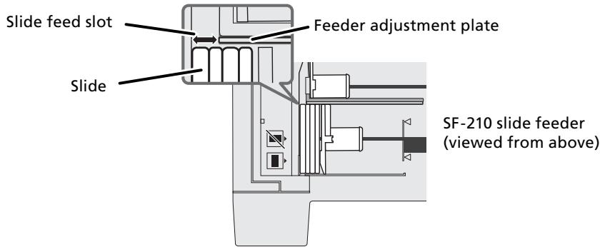 NIKON CHARGEUR 50 DIAPOSITIVES SF-210 - Loading the feeder - 3
