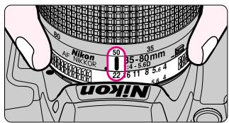 NIKON F60D - With CPU Nikkor lens with aperture ring (other than G-type), set the lens' aperture to its minimum and lock. - 1