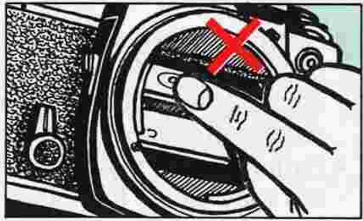 NIKON FM2 - TIPS ON CAMERA CARE - 1
