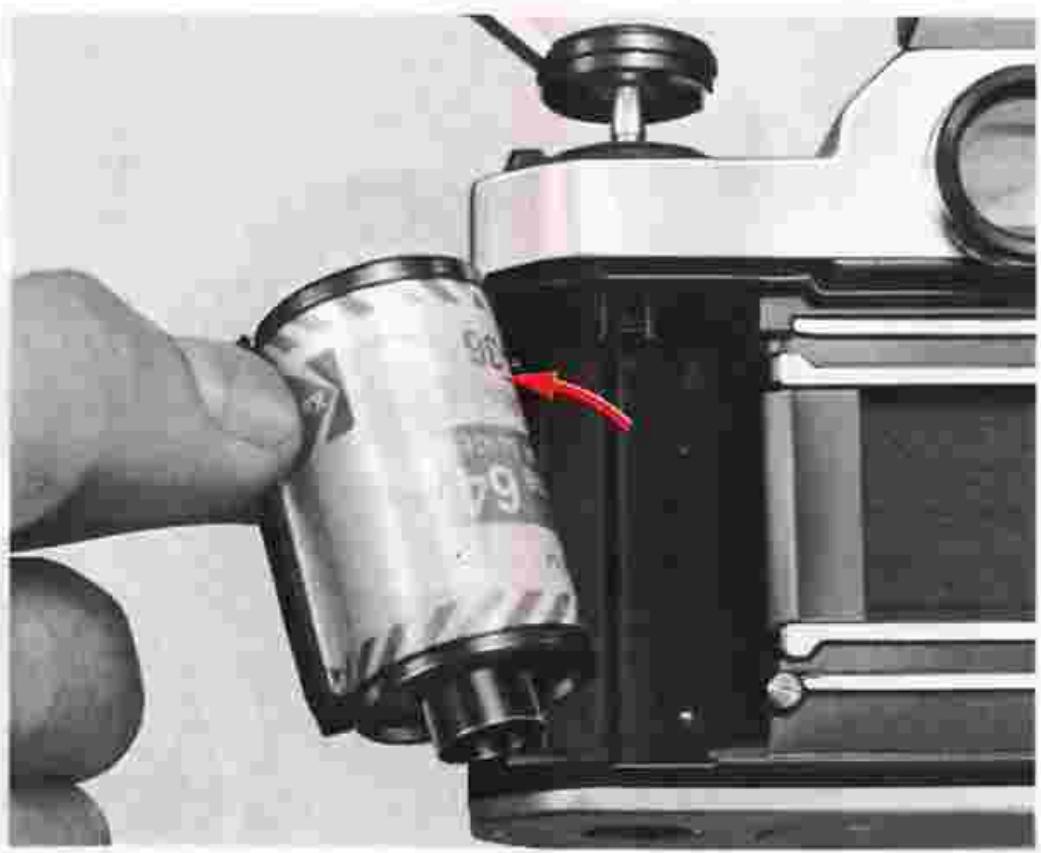 NIKON FM2 - Press the film rewind button 43. - 2