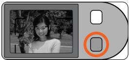 NIKON LITE TOUCH ZOOM 120ED-QD - Überprüfen Sie die grüne LED, und drücken Sie den Auslöser dann ganz (S. 119). - 1