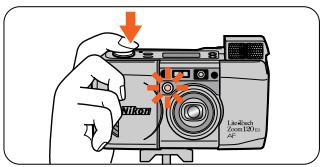 NIKON LITE TOUCH ZOOM 120ED-QD - Hinweis zum Modus zur Verringerung des "Rote Augen"-Effektis - 3
