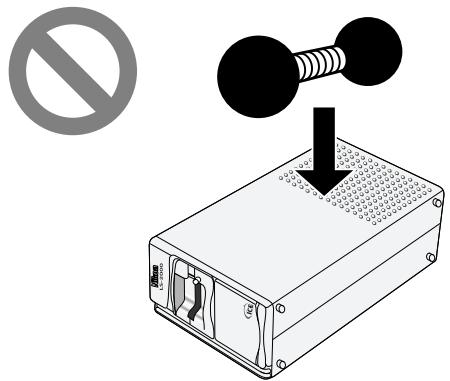 NIKON SUPER COOLSCAN LS2000 - - Ne posez pas d'objets lourds sur le scanner - 1