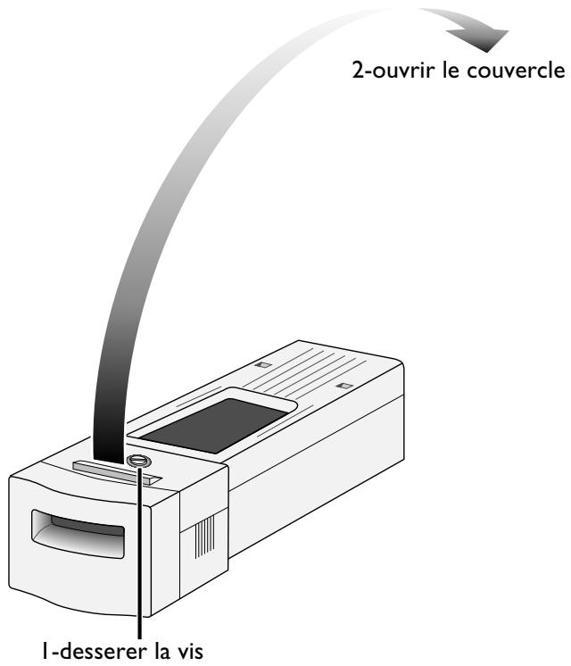 NIKON SUPER COOLSCAN LS2000 - étape 2—Ouvrir l'adaptateur - 1
