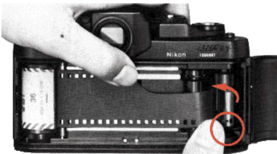 NIKON F3 - Install the film cartridge. - 1